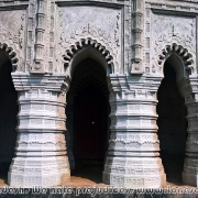 Naldanga Temple Vishnu 02